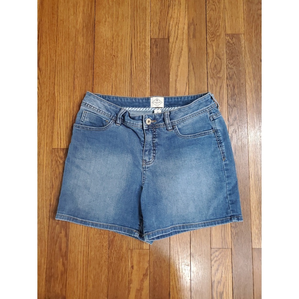 St Johns Bay Womens Size 10 Medium Wash Everyday Walking Shorts Stretch Denim